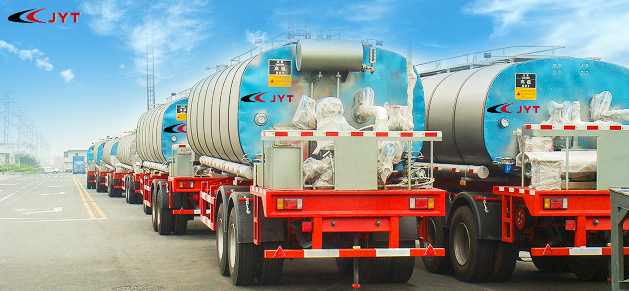 Bitumen tanker trailer